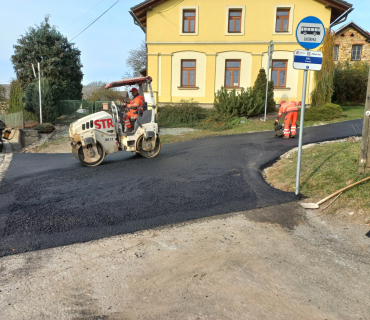 Opravy místních komunikací ve Valu a v Provozi